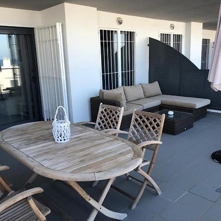Luxury Beach Front Apartment Arenales del Sol Exterior foto