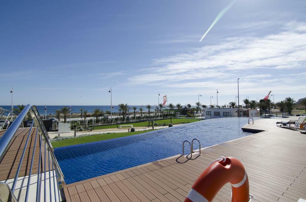Luxury Beach Front Apartment Arenales del Sol Exterior foto